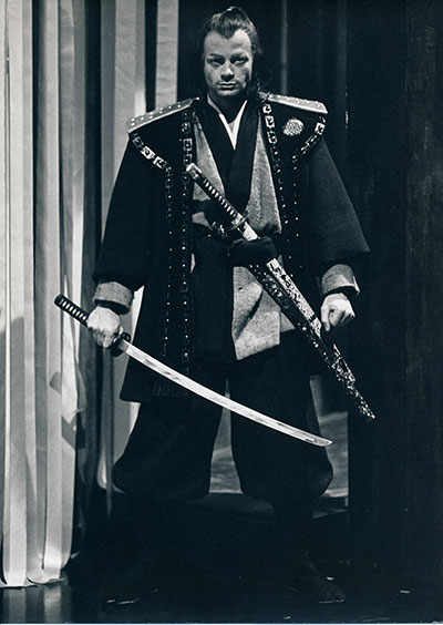 John Moreno as Samurai Norikura in Three Arrows